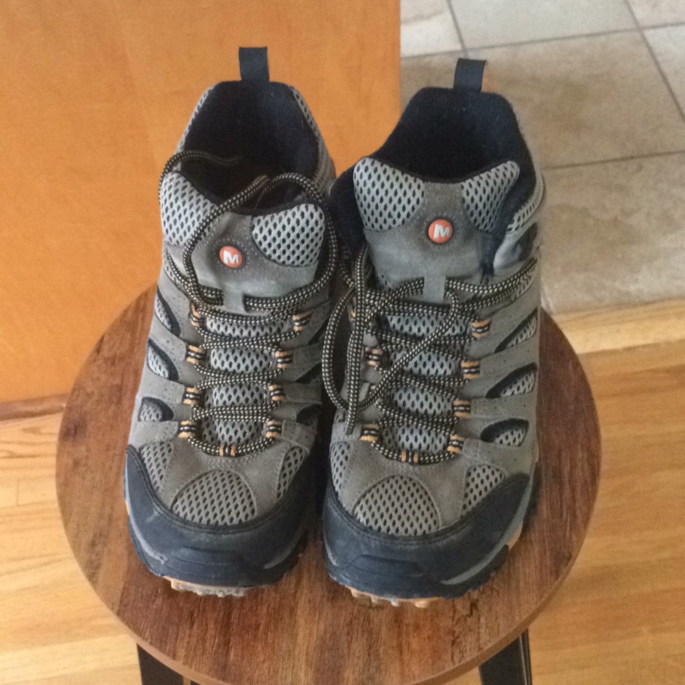 Hiking shoes